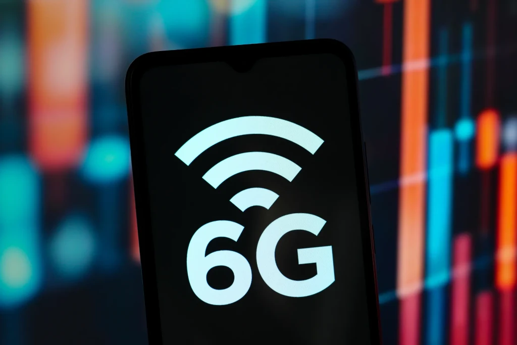 Jön a 6G. Íme, mire számíthatunk a mobiltechnológia következő generációjától