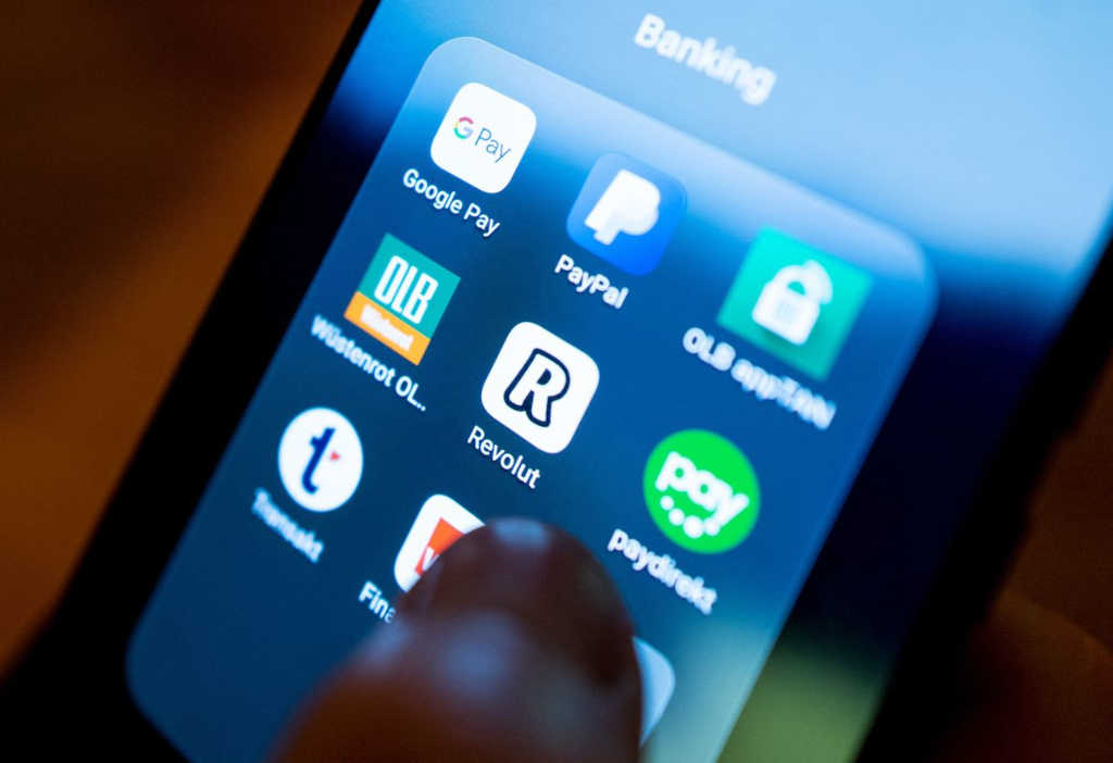 A végrehajtók elkezdték inkasszózni a Revolut számlákat is