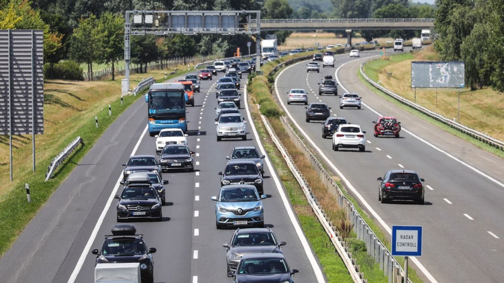Vitézy Dávid meglepő kérdést intézett az autósokhoz: lesz, akiben ettől meghűl a vér