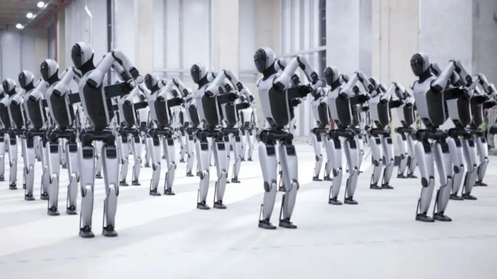 Minden 10. percben legördül egy új humanoid robot az új kínai üzem gyártósoráról