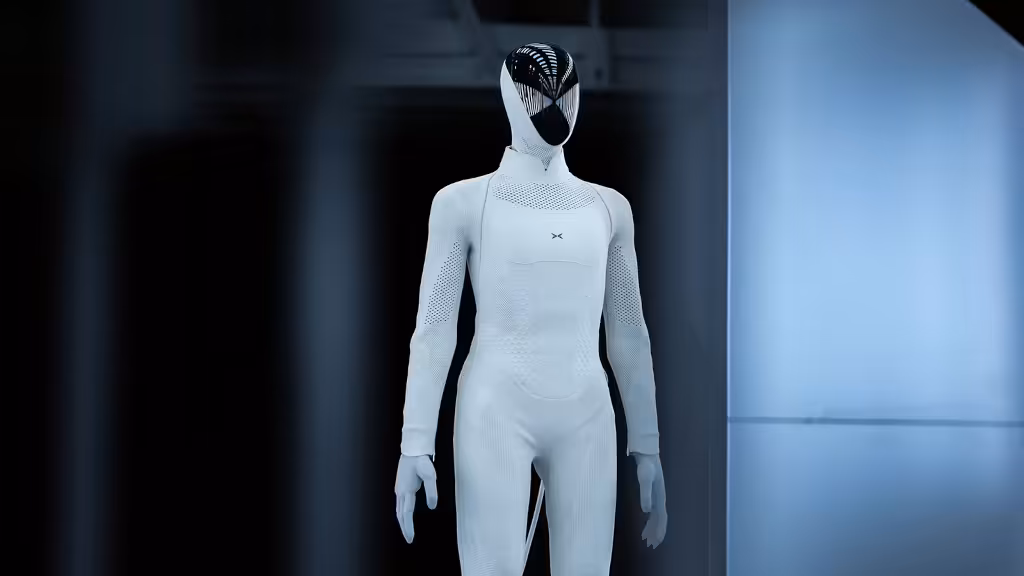 Az Xpeng megnyitotta az Iron humanoid robot gyártósorát, megnyitva az utat az év végi tömeggyártás előtt